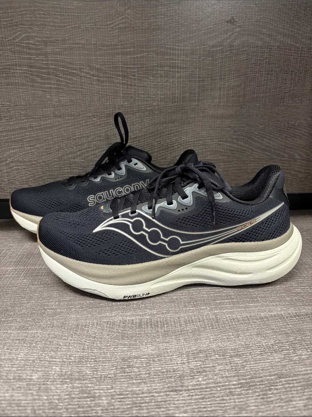 Men’s Saucony Ride 19 Running & Training Shoes (Black/Pewter) - Size 9
